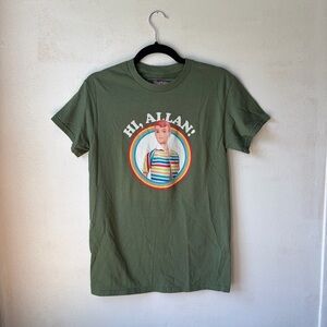 “Hi, Allen!” Tee Size S